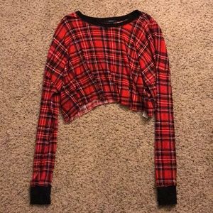 Long sleeve crop top